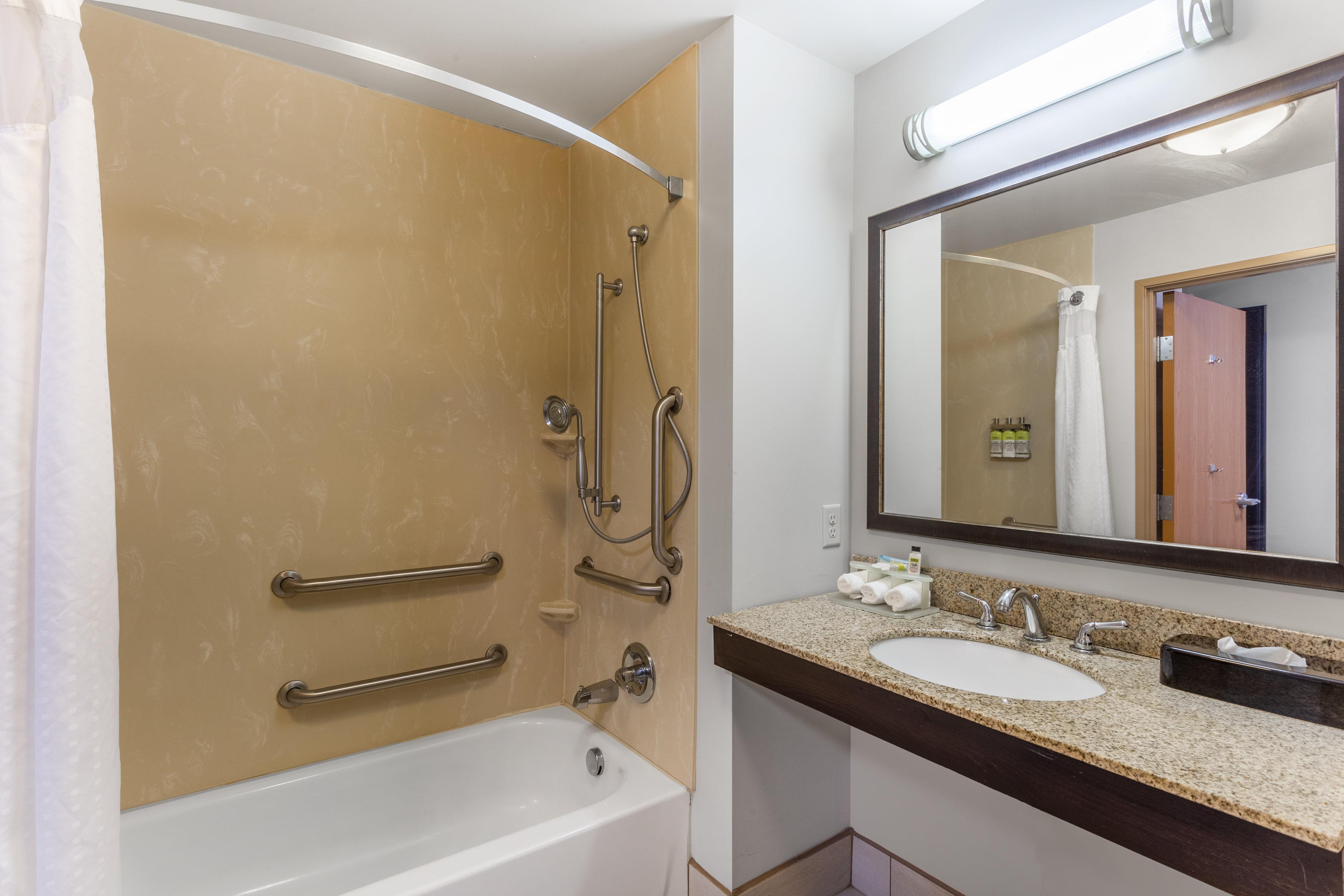 Holiday Inn Express - Albert Lea By Ihg Exterior photo