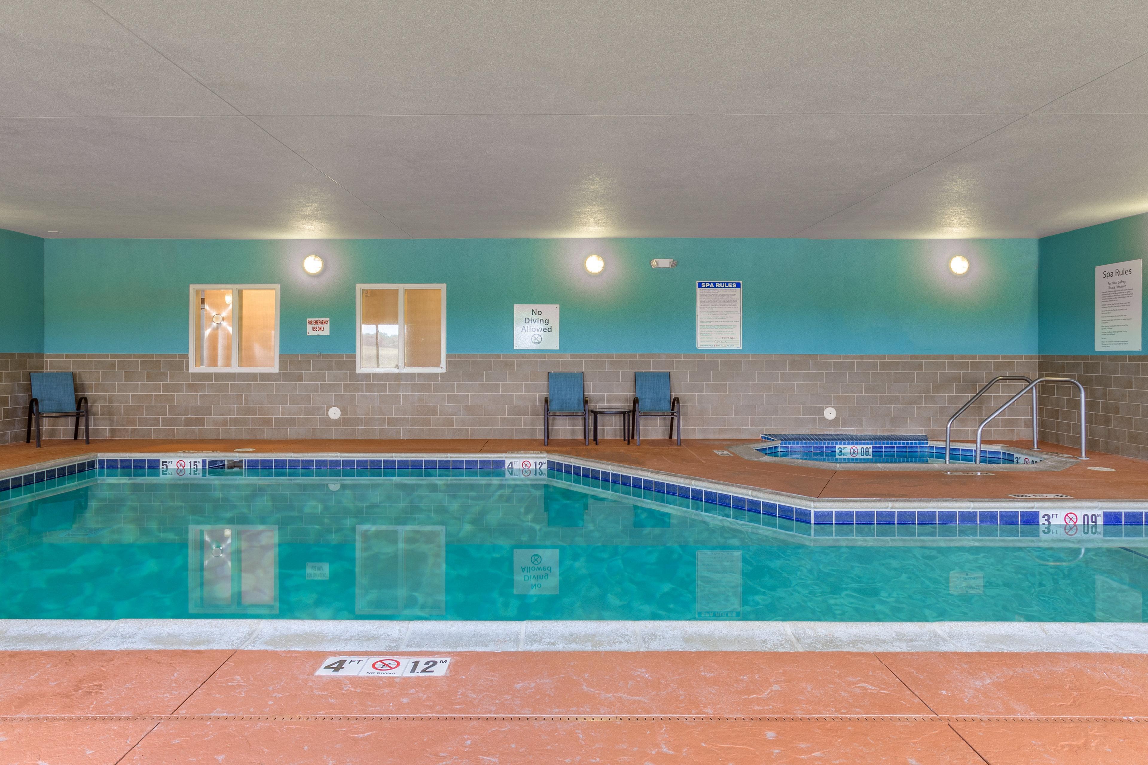 Holiday Inn Express - Albert Lea By Ihg Exterior photo